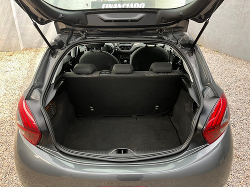 Peugeot 208 1.6 Active