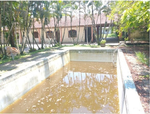 Imagem 2 de 14 de Linda Chácara Com Sala 3 Ambientes E Piscina Em Itanhaém Sp