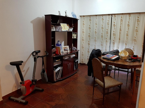 Imagen 4 de 14 de Departamento 3 Ambientes Sobre Avenida Roca