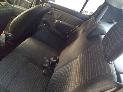 Vendo Sandero, Ano 2013, Semi Novo, Em Ótimo Estado!