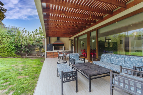 Casa En Venta De 3 D En Condominio Chamisero