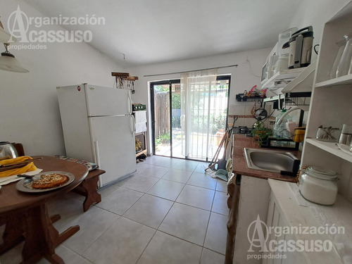 Casa En Las Grutas 4 Dormitorios 3 Baños Parrillero Mar