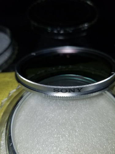 Imagen 2 de 3 de Set De Lentes Polarizador Y Protector De 58mm Sony