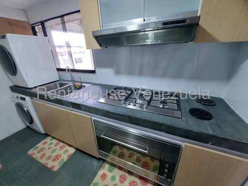 Jg Cod Flex 25-8987 Se Alquila Bello Y Actualizado Apartamento En Altamira Privilegiada Ubicacion