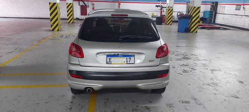Imagem 14 de 15 de Peugeot 207 Hatch Xr Hb 1.4 8v Flex 4p - 2011