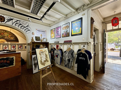 Amplia Propiedad En Venta Providencia