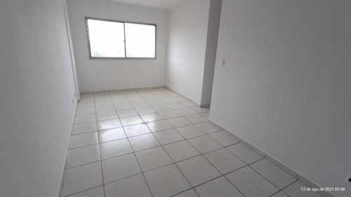Imagem 3 de 15 de Apartamento Com Ótima Localização !!! - 130