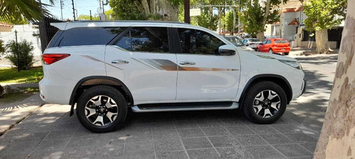 Toyota Sw4 2.8 Srx 177cv 4x4 7as At 2018