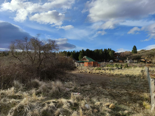 Remax Vende Terreno En Alumine A Metros Del Rio