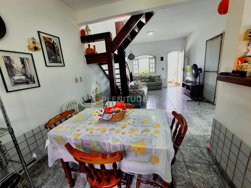 Imagem 9 de 15 de Casa Em Jardim Excelsior - Cabo Frio, Rj - 2185