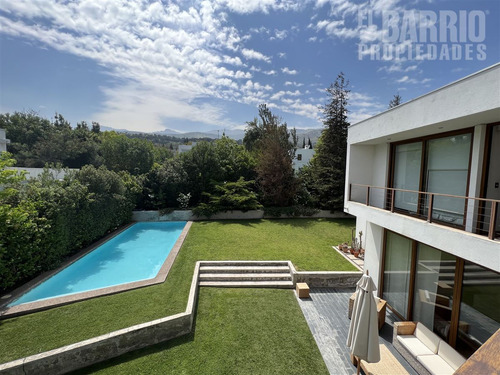 Casa En Venta De 3 Dorm. En Piedra Roja, Chicureo