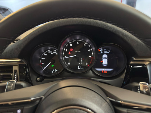 Porsche Macan 2.0 Turbo 2025/2025