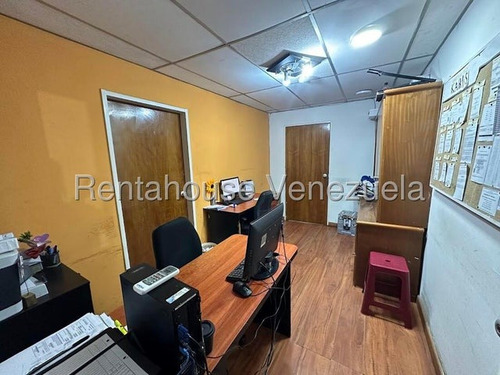 Hector Piña Vende Galpon En Zona Industrial 2 De Barquisimeto 25-8639