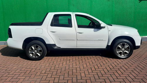 Renault Oroch 1.6 16v Sce Flex Pro Manual 2022/2023