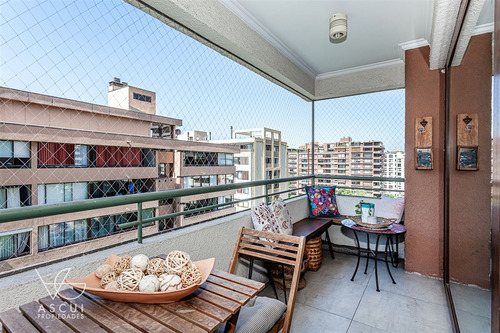 Departamento Remodelado En Venta De 3 Dorm. En Las Condes