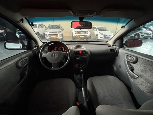 Chevrolet Corsa 1.4 MPFI MAXX SEDAN 8V FLEX 4P MANUAL