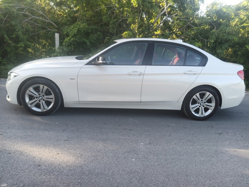 Imagen 2 de 12 de Bmw Serie 3 2017 2.0 320ia Sport Line At