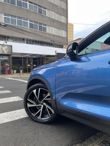Volvo XC40 2.0 T5 GASOLINA R-DESIGN AWD GEARTRONIC