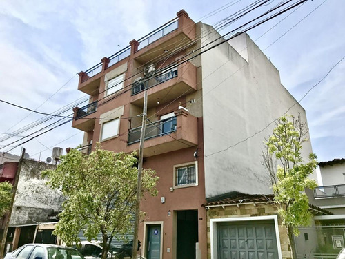 Venta Departamento  2 Ambientes Amplios Tablada