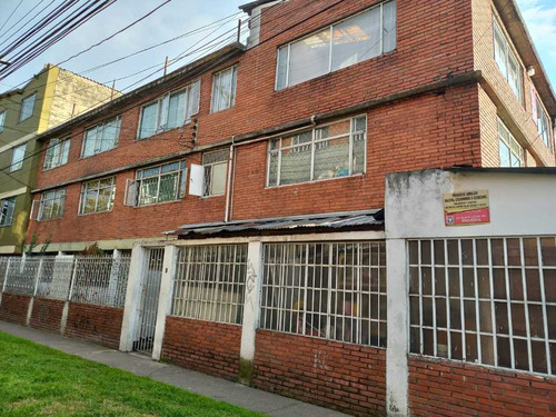 Venta De Casa Esquinera En Engativa Boyaca Real Bogota