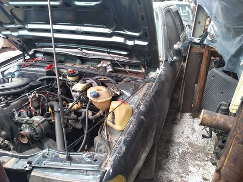 Sucata Vw Santana Gl 2000 1993 Para Retirada De Peças