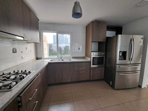 Vendo Casa En Jardines De Las Vizcachas (96533)