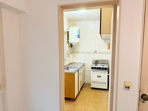 Venta Depto. 2 Amb. Parque Chacabuco
