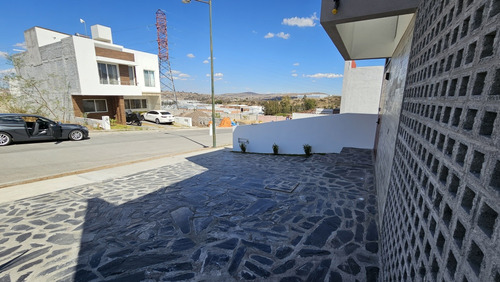 Casa En Colinas Del Sol Salida Charo Antes De Tres Marias