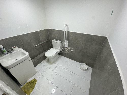 Local Comercial En Arriendo En Las Condes