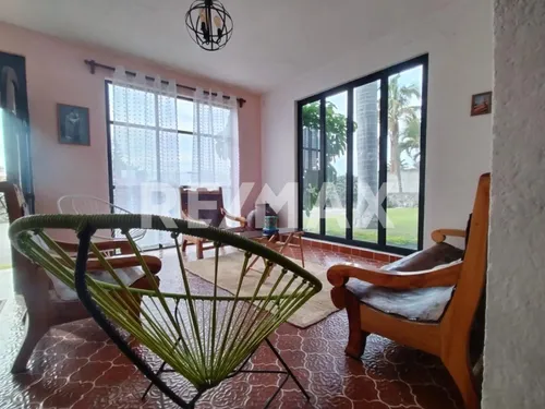 Casa En Venta En Morelos, Fraccionamiento Colinas De Oaxtepec