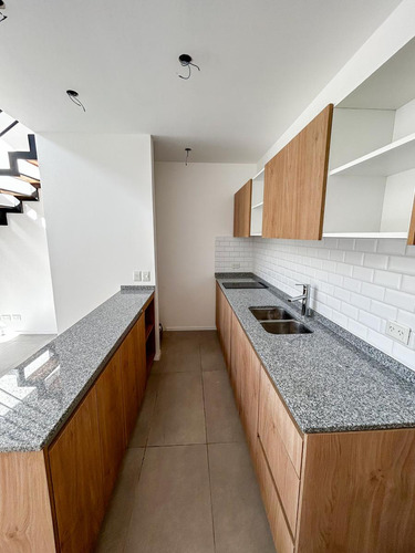 Duplex En Venta, 2 Ambientes, Escobar Centro, Belen De Escobar, Gba Norte