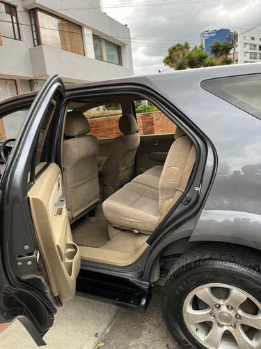 Toyota Fortuner 2.7l