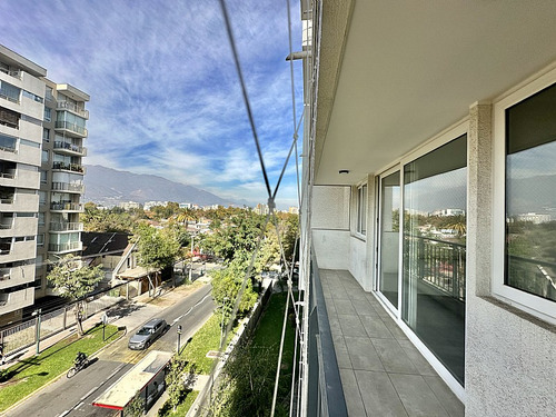 Se Vende Dp Estilo Mariposa/semi Nuevo / Metro Simón Bolívar