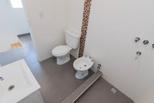 Imagen 3 de 19 de Duplex 3 Ambientes Combet 6017 - V. Ballester