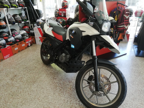 Moto Bmw 650 Gs Modelo 2012 Muy Equipada Con Accesorios