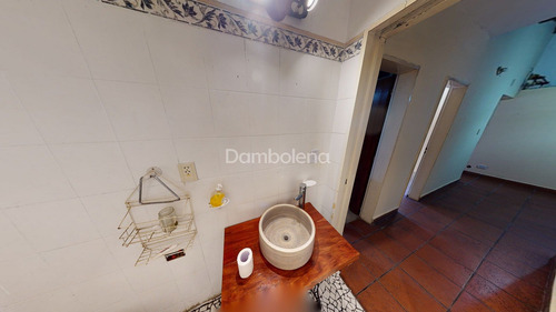Casa Chalet En Venta O Permuta Ubicado En Parque Leloir, Ituzaingó, G.b.a. Zona Oeste