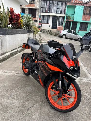 Ktm Rc 200 Modelo 2021 Edición Limitatada Black