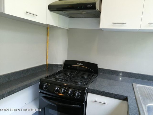 Imagen 4 de 14 de Departamento Amueblado En Renta En Polanco 2 Hab, 1 Baño. F.m