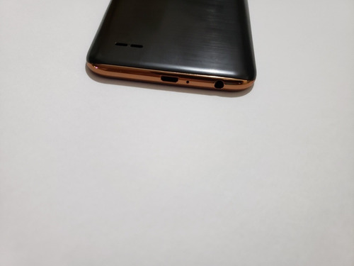 Celular LG K10 -2017 - 32 Gigas