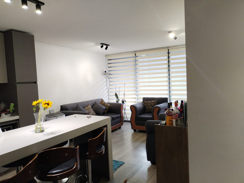 Vive En Amplio Y Semi Nuevo Depto. En Ñuñoa En Venta Uf 7900