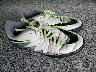nike hypervenom grises