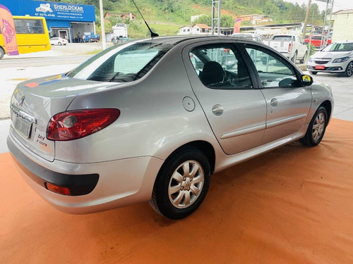 Peugeot 207 Sedan Xr Sport 1.4 Flex 8v 4p