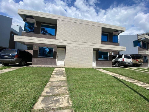 Imagen 14 de 21 de En Venta Townhouse En Casa Verde San Diego La Cumaca. Pozo Y Planta 100%. Daniela J.