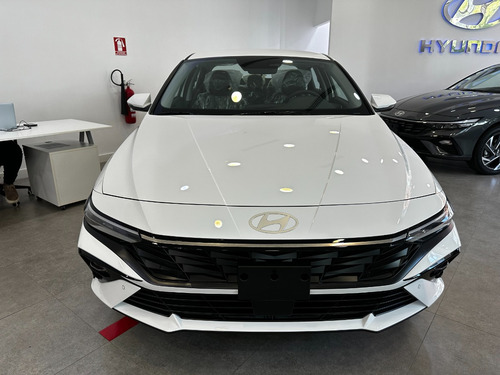 Hyundai Elantra Gls 2025