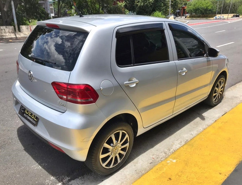 Fox Trendline 1.6 Flex 2016 Completo - Rodas - Baixo Km
