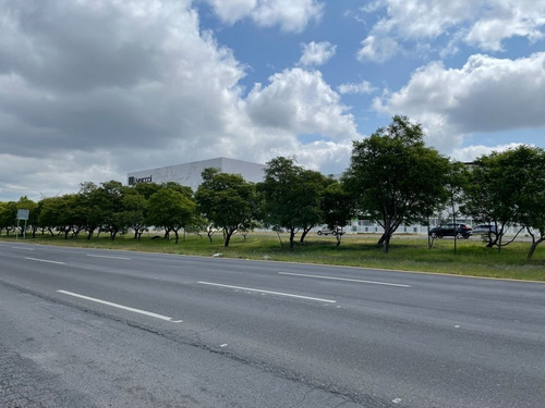 Imagen 3 de 5 de Terreno Comercial En Venta Sobre Fray Junipero, Queretaro