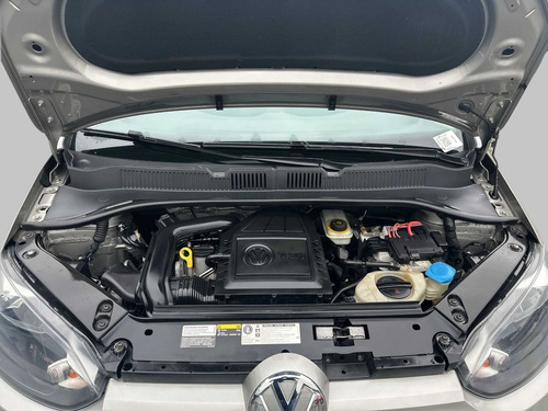 Volkswagen Up! move 1.0 TSI Total Flex 12V 5p
