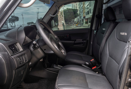 Imagem 7 de 14 de Mitsubishi Pajero Tr4 2.0 16v (aut)