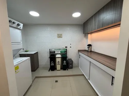 Alquiler Apartaestudio Totalmente Amoblado Con Servicios Incluidos, Acabados De Lujo, Aire Acondicionado, Ascensor, Camaras.