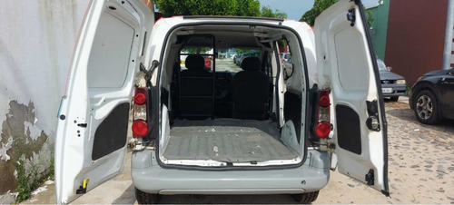 Imagen 5 de 15 de Peugeot Partner 2017 1.6 Hdi 5 Puertas Mt.